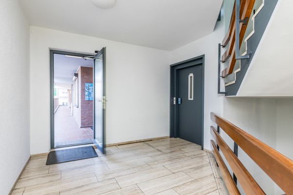 Foto - Te koop: Dit instapklare gerenoveerde 2 slaapkamer appartement uit 2017 met energielabel A in centrum Heerlen.